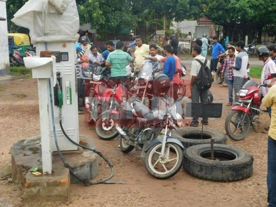 Chaos hits Durga Bari Petrol pump Chaos hits Durga Bari Petrol pump