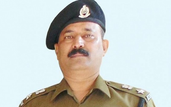 BSF Officer  Deepak Kumar Mandal succumbs to grave injuries at Kolkata's Medica Hospital : Indo-Bangla smugglers attack slain BSF officer goes uncondemned by Manik Sarkar  