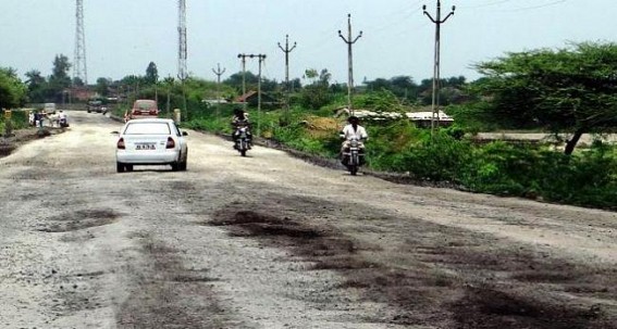 Pathetic condition of roadways, plight of regular travelers Pathetic condition of roadways, plight of regular travelers