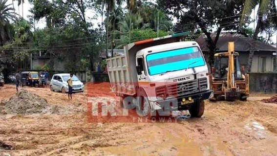 Amarpur-Teliamura highway left in deplorable shape