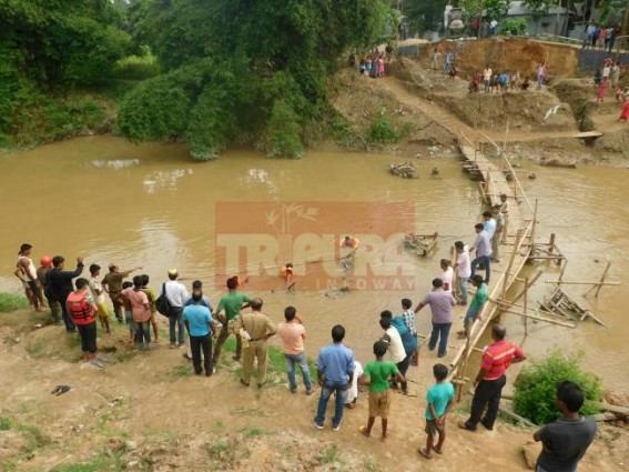 Woman drowns in Howrah river Woman drowns in Howrah river