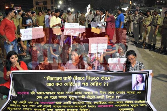 Demand for 'Justice to Anuara' : students block road