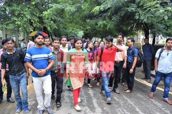 B.Ed undergoing students demand to sit in TET Exam B.Ed undergoing students demand to sit in TET Exam