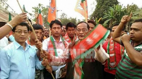 Amarpur : 560 voters join in BJP Amarpur : 560 voters join in BJP