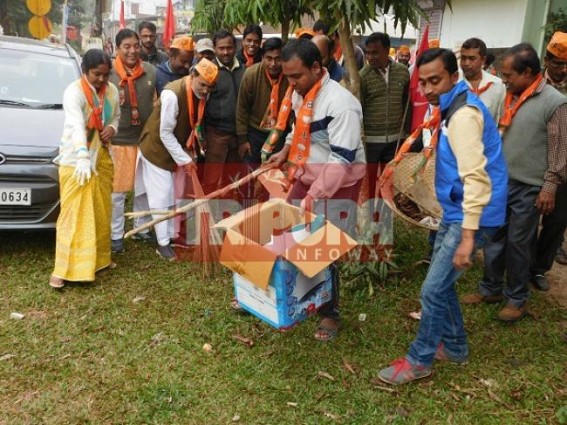 MLA Asish Saha leads Swachh Bharat Abhiyaan MLA Asish Saha leads Swachh Bharat Abhiyaan