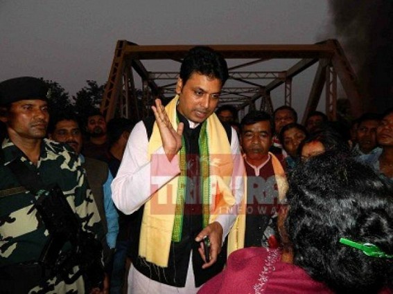 Biplab attempts to draw attention at Dharmanagar Biplab attempts to draw attention at Dharmanagar