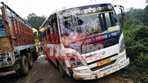TIWN’s National Highway Emergency alert proven true : Lack of Police, Disaster Management staffs leading accidents at Agartala-Sabroom route, many injured TIWN’s National Highway Emergency alert proven true : Lack of Police, Disaster Management staffs leading accidents at Agartala-Sabroom route, many injured