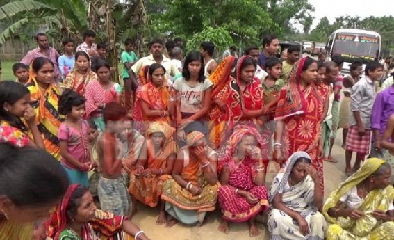 Locals block road demanding solution to power cut and water scarcity Locals block road demanding solution to power cut and water scarcity