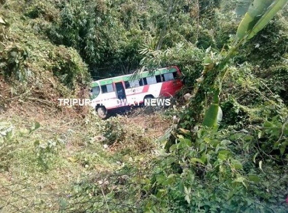 Road accident: 18 passengers wounded and eight were in Critical condition 