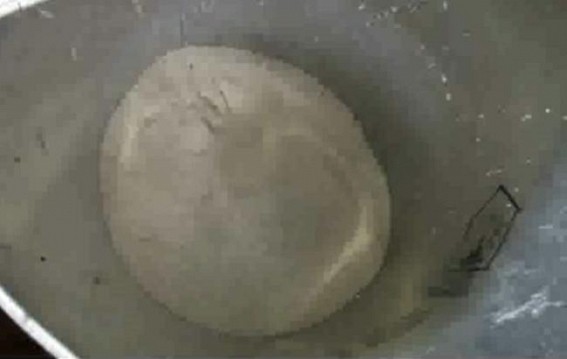 Unhygienic mid-day-meal cooked with poisoned water served to students at Tepania School Unhygienic mid-day-meal cooked with poisoned water served to students at Tepania School