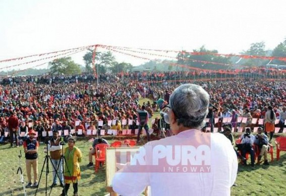 Manik Sarkar hits protesters of 'Padmaavat' movie