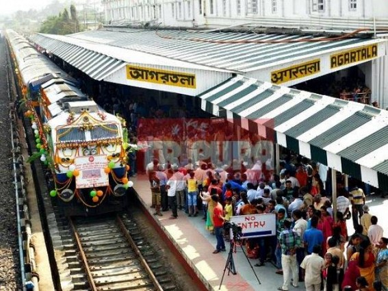 Jaitley proposes Rs 1.48 lakh cr capital expenditure for Railways Jaitley proposes Rs 1.48 lakh cr capital expenditure for Railways