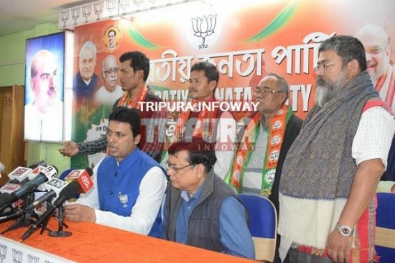 Amid tough Rivals, BJP claims '90 % voters in BJP's bag at Banamalipur' : Biplab promises to End Water Crisis Problem at his constituency Amid tough Rivals, BJP claims '90 % voters in BJP's bag at Banamalipur' : Biplab promises to End Water Crisis Problem at his constituency
