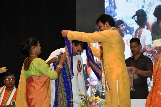 Felicitation of BJP's Election Victory Continues Felicitation of BJP's Election Victory Continues