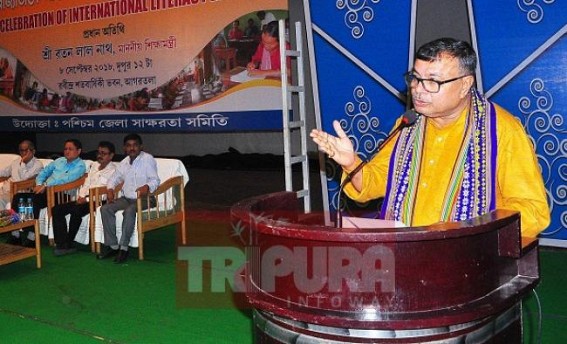 Tussles of words between Ratan Lal Nath, Prafullajit Sinha on World Literacy Day