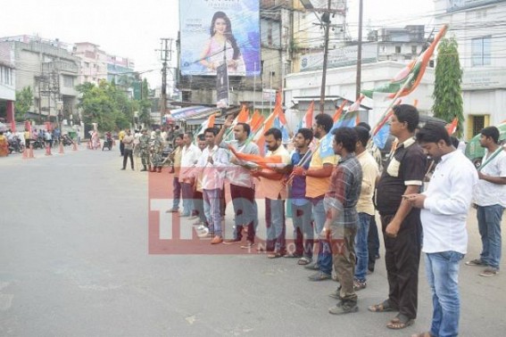 Tripura Congress agitates on Fuel Price hike