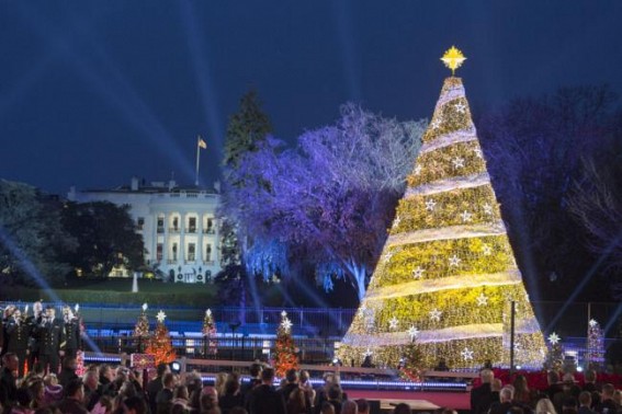 Trumps light US National Christmas Tree Trumps light US National Christmas Tree