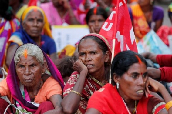 Farmers' mega protest on Friday In Delhi; No police permission yet Farmers' mega protest on Friday In Delhi; No police permission yet
