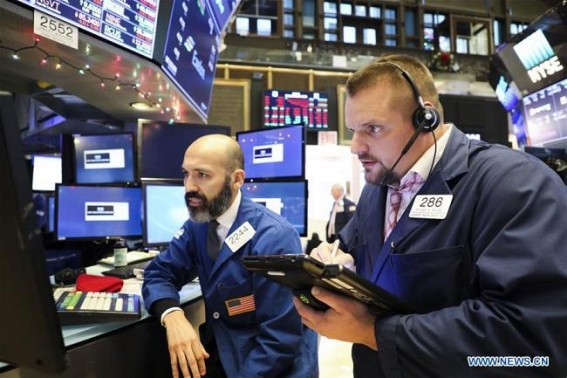 US stocks close sharply lower amid soft data