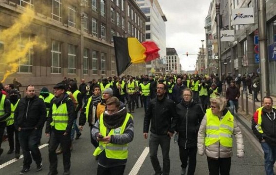 1,385 'yellow vest' protesters arrested across France 1,385 'yellow vest' protesters arrested across France