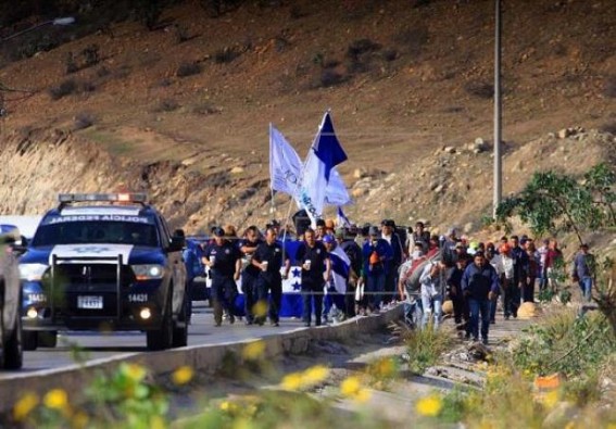 Mexico estimates 1,100 migrants crossed border into US Mexico estimates 1,100 migrants crossed border into US
