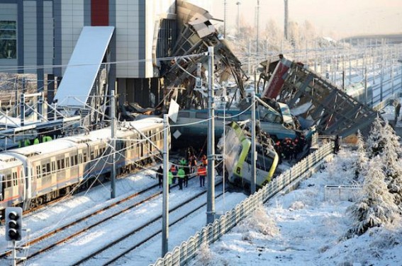 7 killed in Turkey train accident 7 killed in Turkey train accident