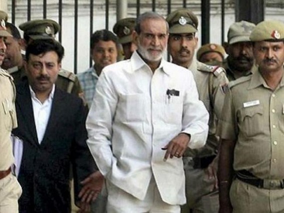 Congress rakes up Gujarat riots over Sajjan Kumar's conviction