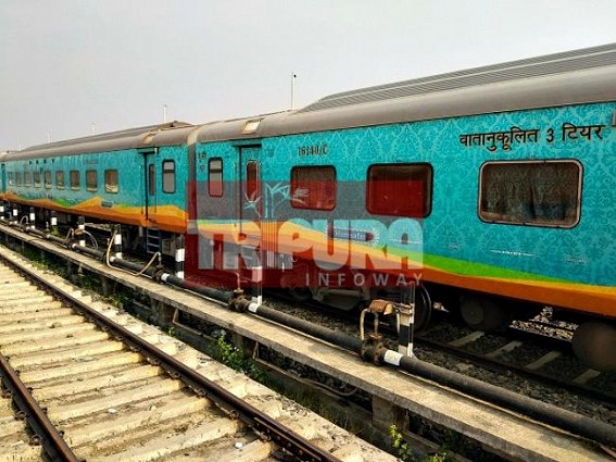 After Delhi, South India is 'No' more far away : Humsafar Express arrives at Agartala Railway Station to connect Tripura with Bangalore 