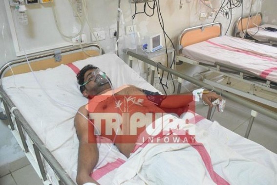 Gunshot injures 1 critically at Agartala : 3 escaped