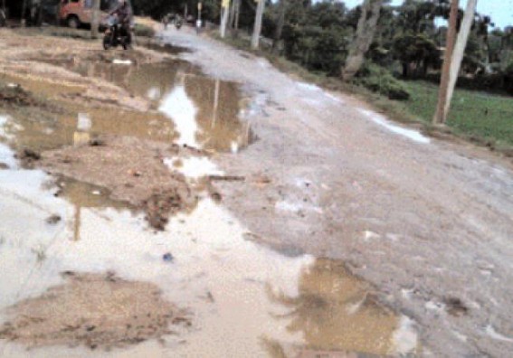 Highways left in deplorable shape, PWD in slumber Highways left in deplorable shape, PWD in slumber