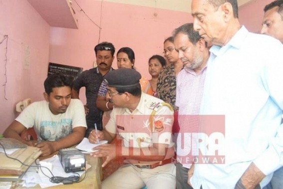 Ration Shop dealer caught for selling rice-sack illegally Ration Shop dealer caught for selling rice-sack illegally