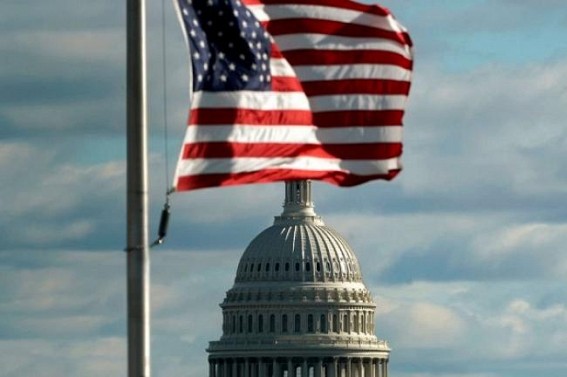 US House passes funding plan to end government shutdown US House passes funding plan to end government shutdown