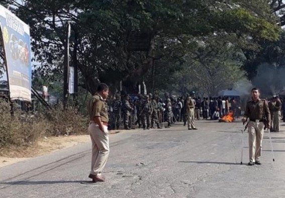 Stray incidents mar NE shutdown in Assam Stray incidents mar NE shutdown in Assam