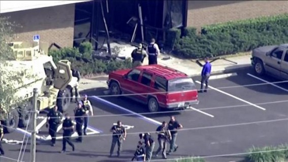 5 killed in shooting at Florida bank