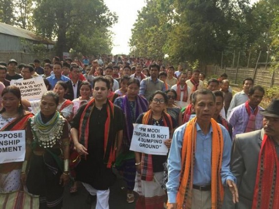 Tiprasa people staged mass protest against Citizenship Bill : â€˜Tripura is Not a Dumping Groundâ€™, agitators raised slogan against Modi, hits BJPâ€™s JUMLA cheating 
