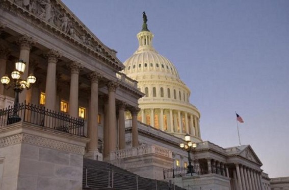 US lawmakers introduce bill to fund government, prevent shutdown