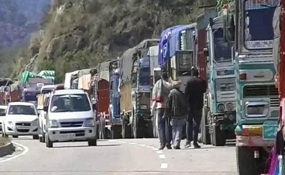 Jammu-Srinagar highway closed