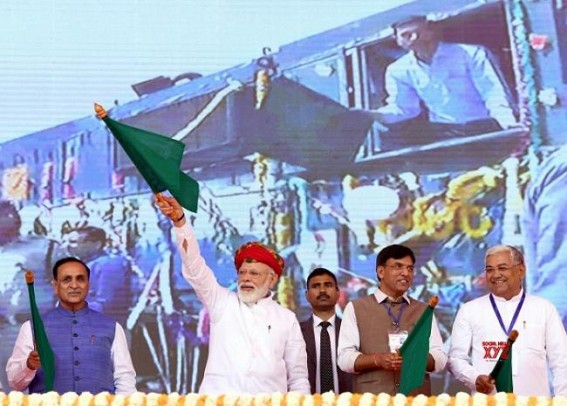 Modi inaugurates Ahmedabad metro's first phase