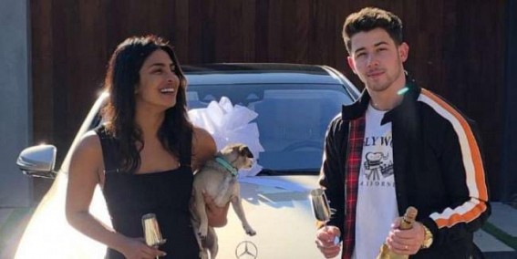 Nick gifts Maybach to Priyanka Nick gifts Maybach to Priyanka