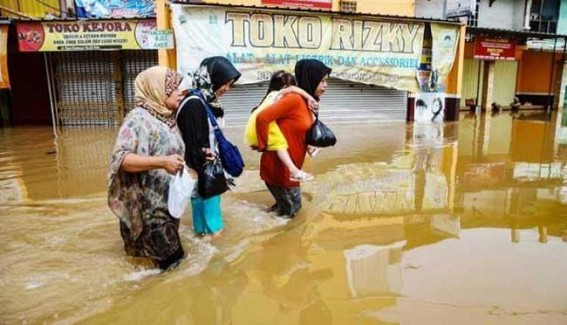 Indonesia floods: Death toll rises to 63