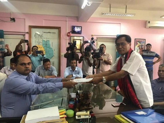 CPI-M completes nomination submission in Tripura amid much enthusiasm CPI-M completes nomination submission in Tripura amid much enthusiasm