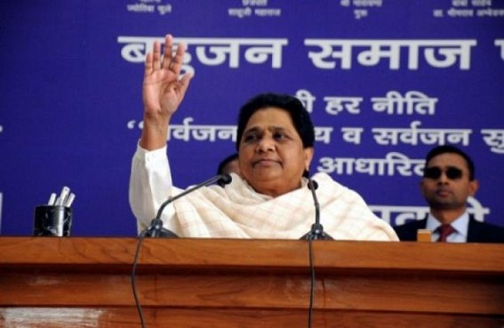 Mayawati takes on BJP, Congress in first joint rally