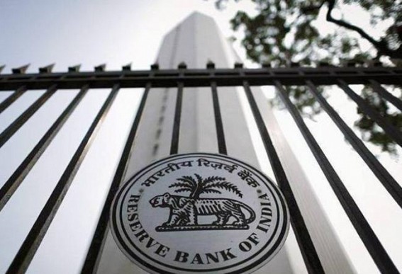 Banks reduce interest on home, auto loans post-RBI cut