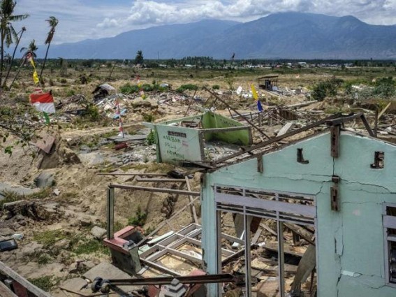 6.8 magnitude quake strikes off central Indonesia 6.8 magnitude quake strikes off central Indonesia