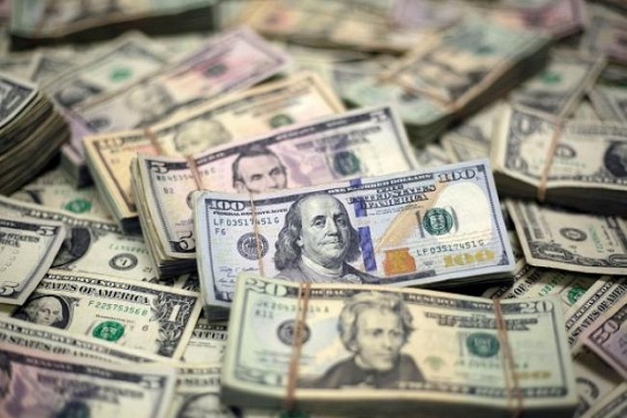 US dollar falls amid rising British pound