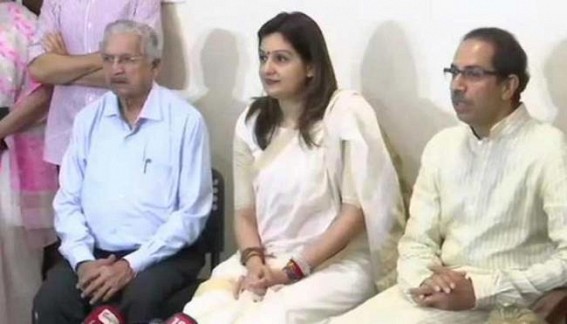 Priyanka Chaturvedi joins Shiv Sena, slams Congress Priyanka Chaturvedi joins Shiv Sena, slams Congress