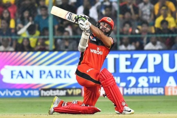 Parthiv's 53 propels Bangalore to a fighting total