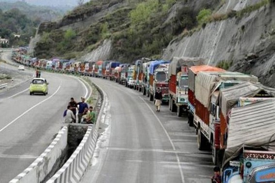 Srinagar-Leh highway re-opens for traffic