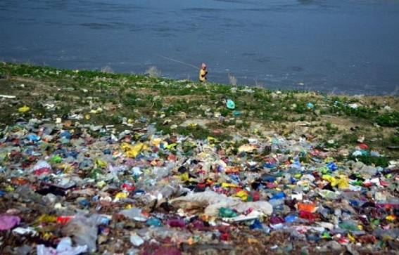 Landmark UN plastic waste pact gets approved but not by US