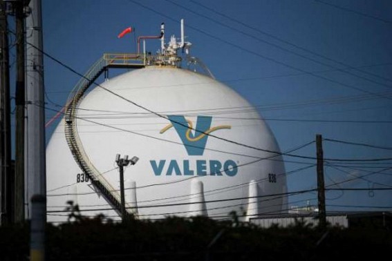 Texas environmentalists plan lawsuit against Valero for pollution Texas environmentalists plan lawsuit against Valero for pollution